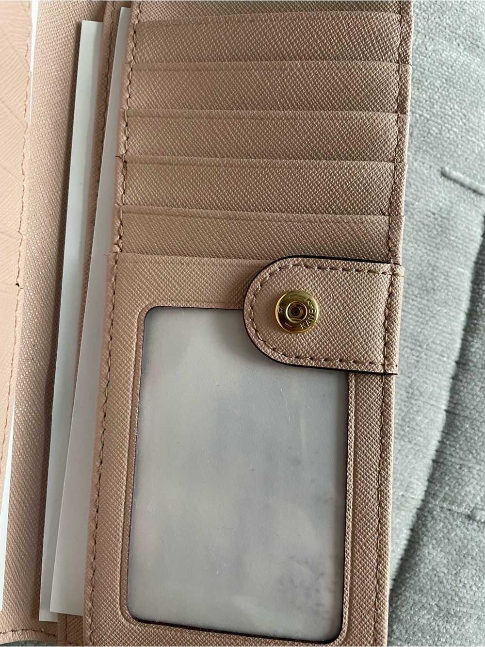 kate spade blush pink saffiano wallet with gold logo - Picture 7 of 7